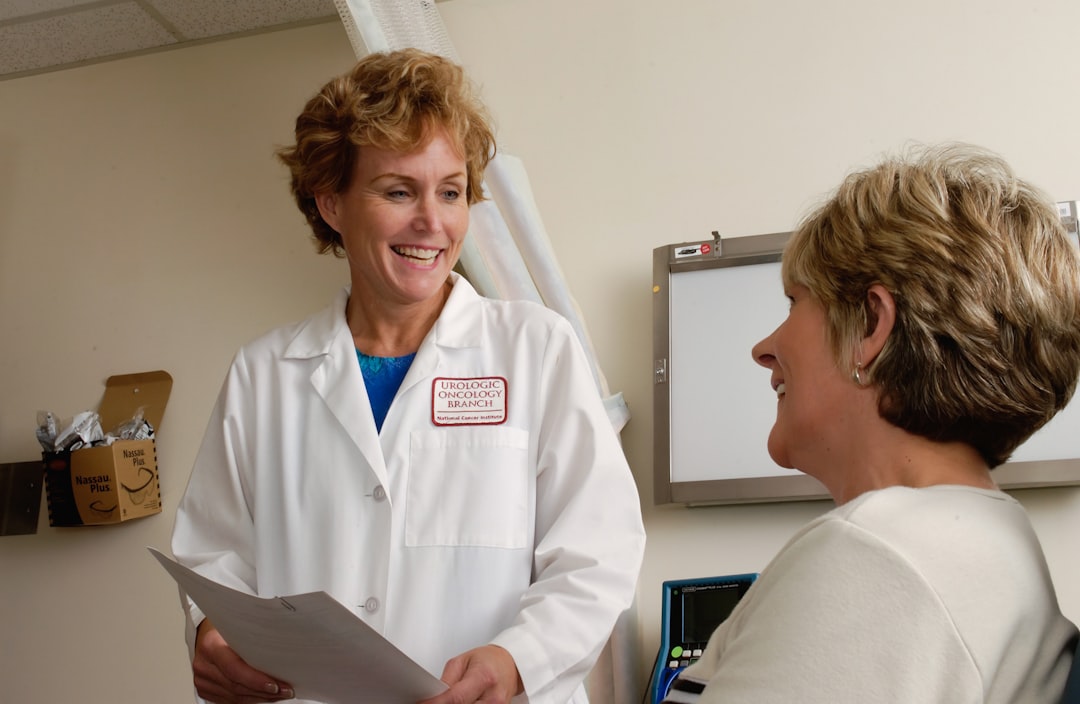 Clinical Nurse Specialist (CNS): What They Do vs NPs